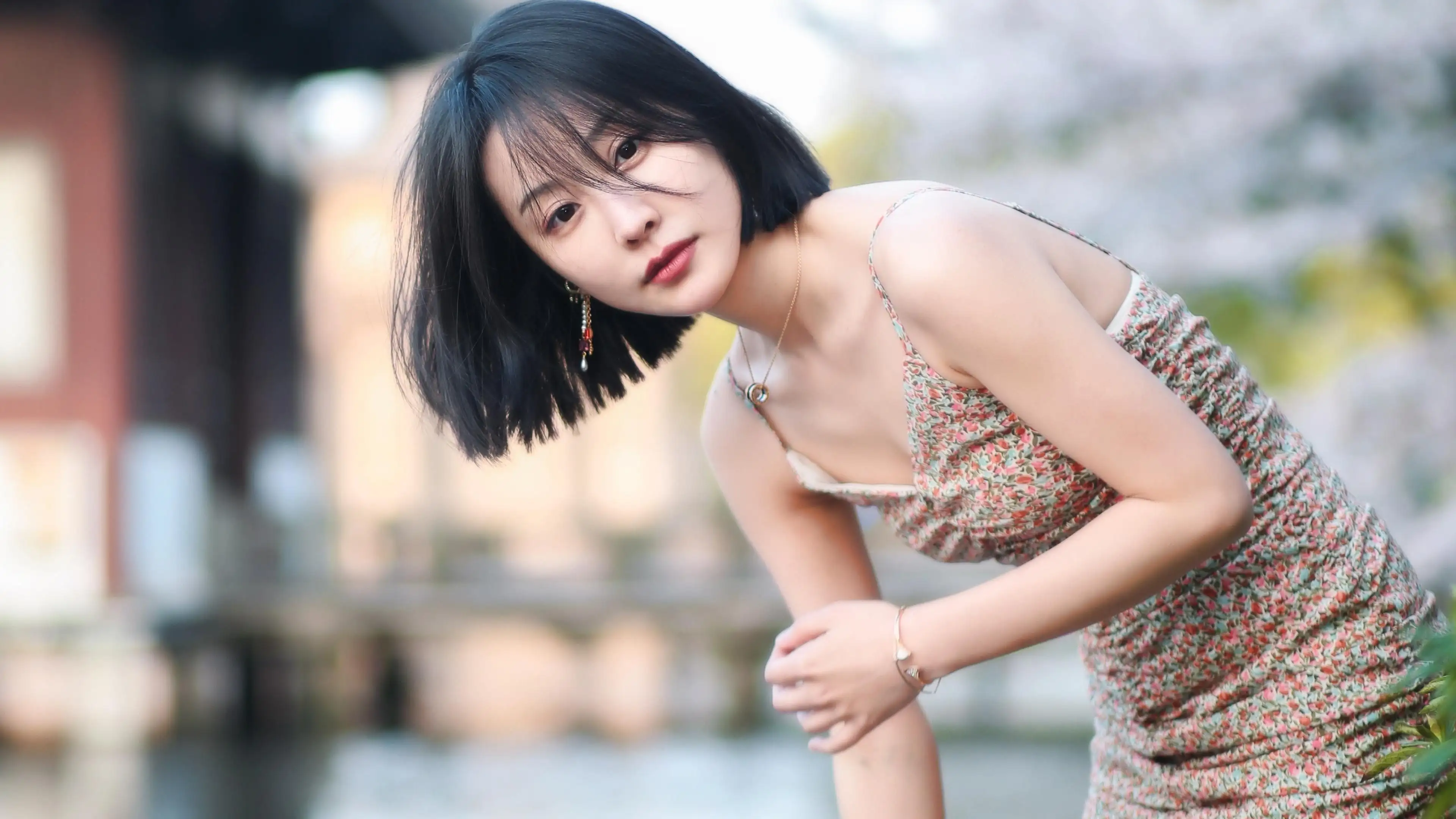 嵊州成都伴游小姐姐雅美