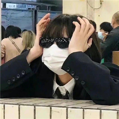 嵊州伴游女生冯萧玉的资料